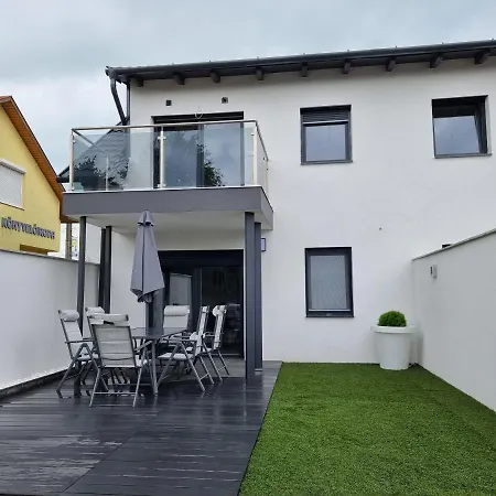 Lejlighed Bala-home & Pool Balatonboglár