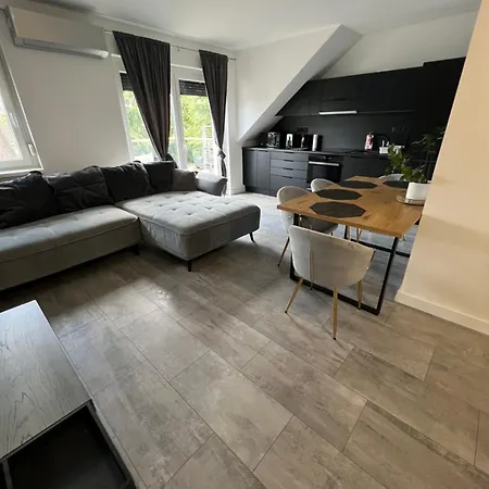Bala-home & Pool Balatonboglar