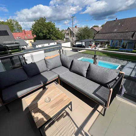 Bala-home & Pool شقة *
