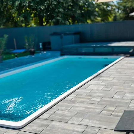 Bala-home & Pool Apartment *